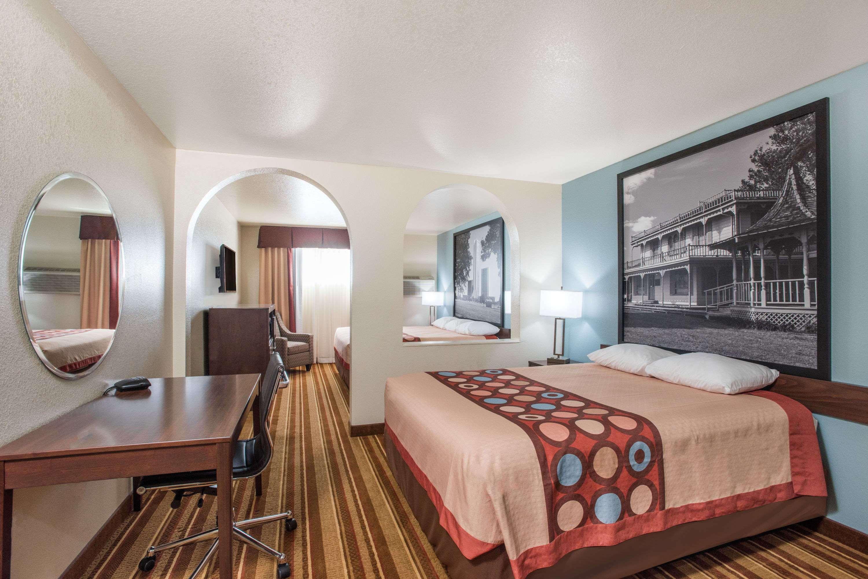 Super 8 By Wyndham Claremore Ok Kültér fotó